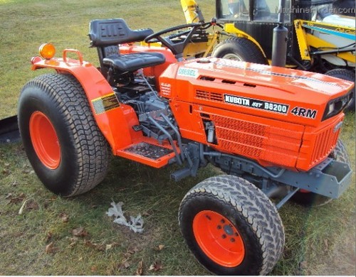 Product picture Kubota B8200HST-DP Tractor Illustrated Master Parts List Manual DOWNLOAD