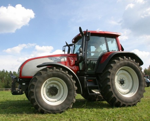 Product picture Valtra Tractor T121c T121h T131c T131h T151eh T151eLS T161c T161h T161LS T171c T171h T171LS T191h T191LS Service Repair Workshop Manual DOWNLOAD