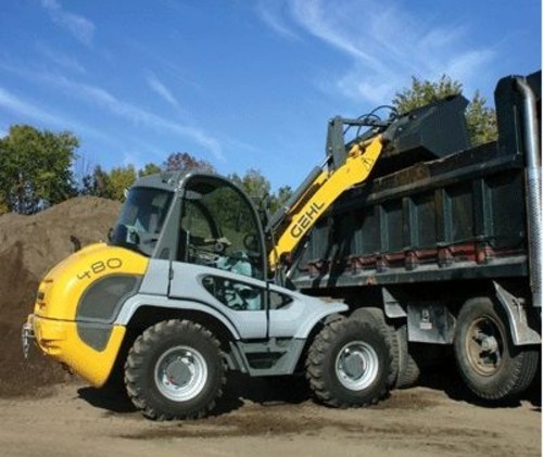 Product picture Gehl 480 All Wheel Steer Loader Parts Manual DOWNLOAD (Beginning SN: 342100107)