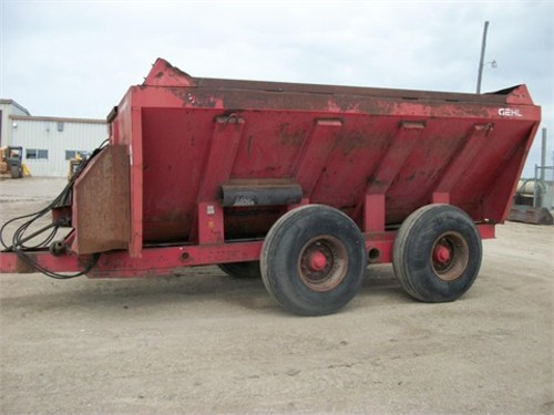 Product picture Gehl 1329 & 1330 Scavenger Spreaders Parts Manual DOWNLOAD