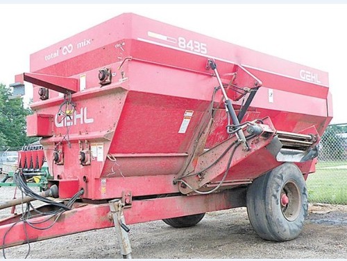 Product picture Gehl 8435 / 8500 Mixer Feeder Parts Manual DOWNLOAD
