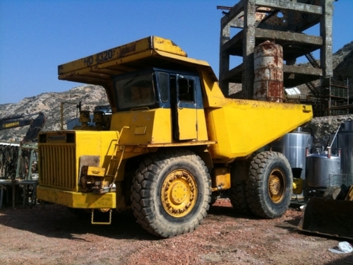Product picture Komatsu HD320-3 HD350-3 Dump Truck Operation & Maintenance Manual DOWNLOAD