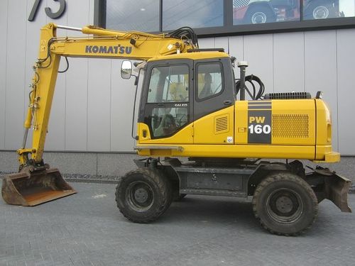 Product picture Komatsu PW160-7K Wheeled Excavator Service Repair Workshop Manual DOWNLOAD (SN: K40001 and up)