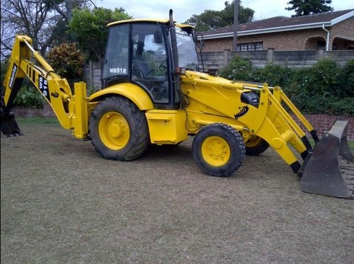Product picture Komatsu WB91R-2, WB93R-2 Backhoe-Loader Operation & Maintenance Manual Download (SN: 91F20250, 93F25184 and up)