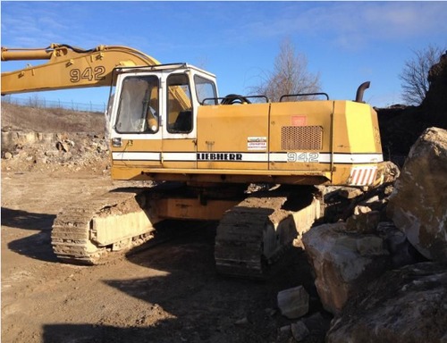 Product picture Liebherr R942E Litronic Hydraulic Excavator Operation & Maintenance Manual DOWNLOAD 
