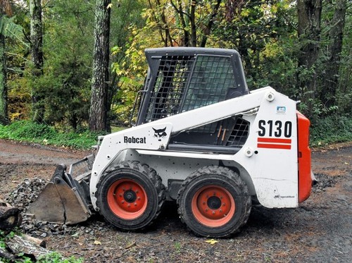 Product picture Bobcat S130 Skid - Steer Loader Service Repair Workshop Manual DOWNLOAD (S/N 527311001 & Above, S/N 527411001 & Above )
